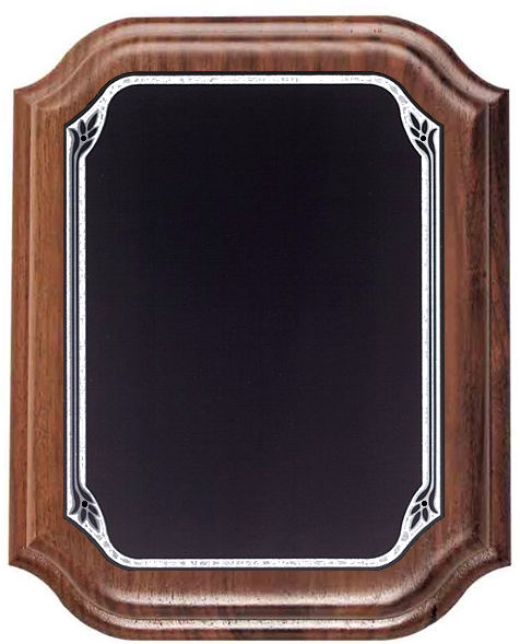 Walnut Scallop Plaque with Black Plate